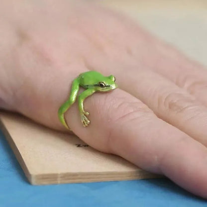 Handcrafted Tree Frog Ring & Earrings